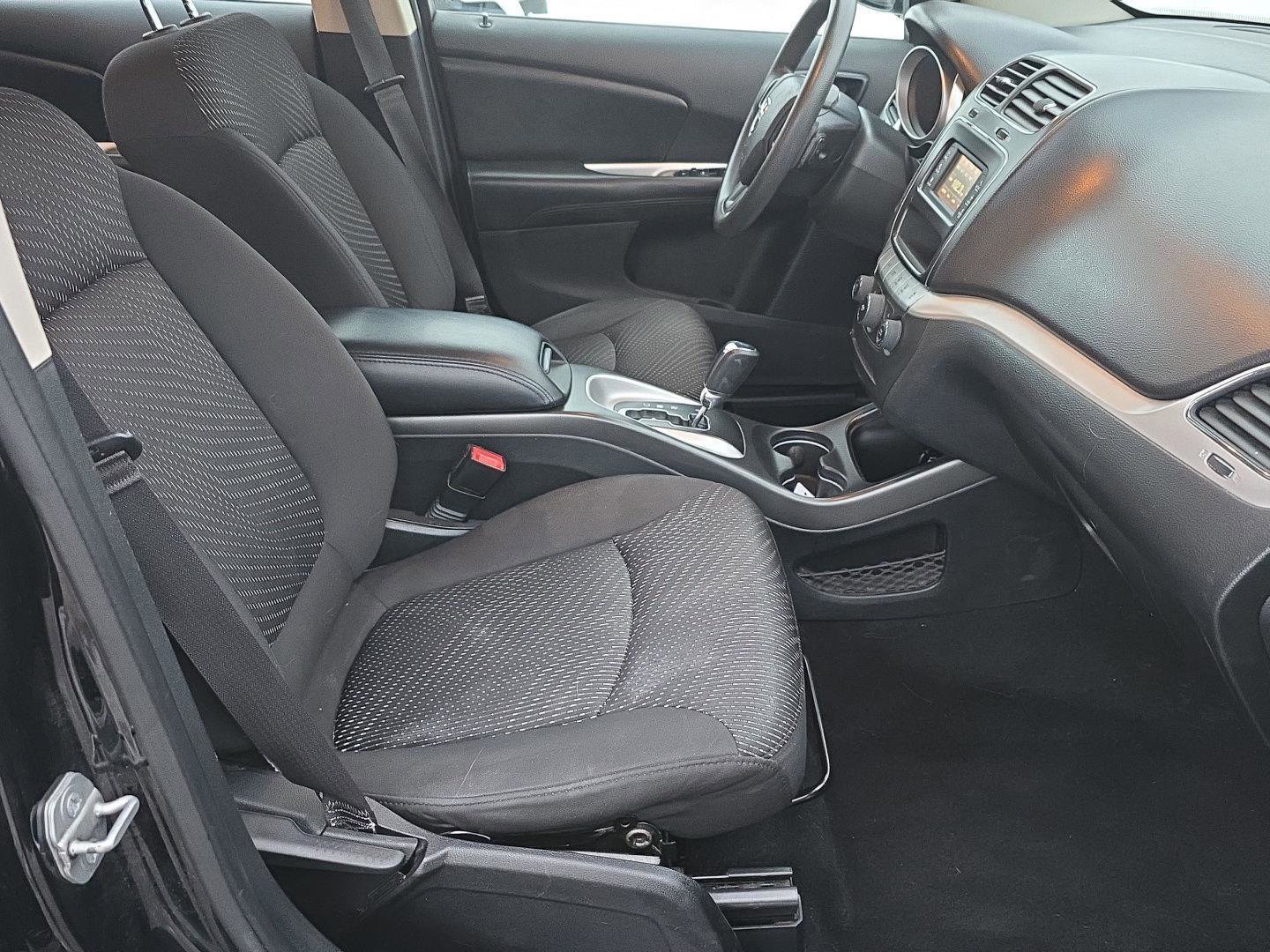 Used 2015 Dodge Journey American Value Package w/ Flexible Seating Group FWD image 36