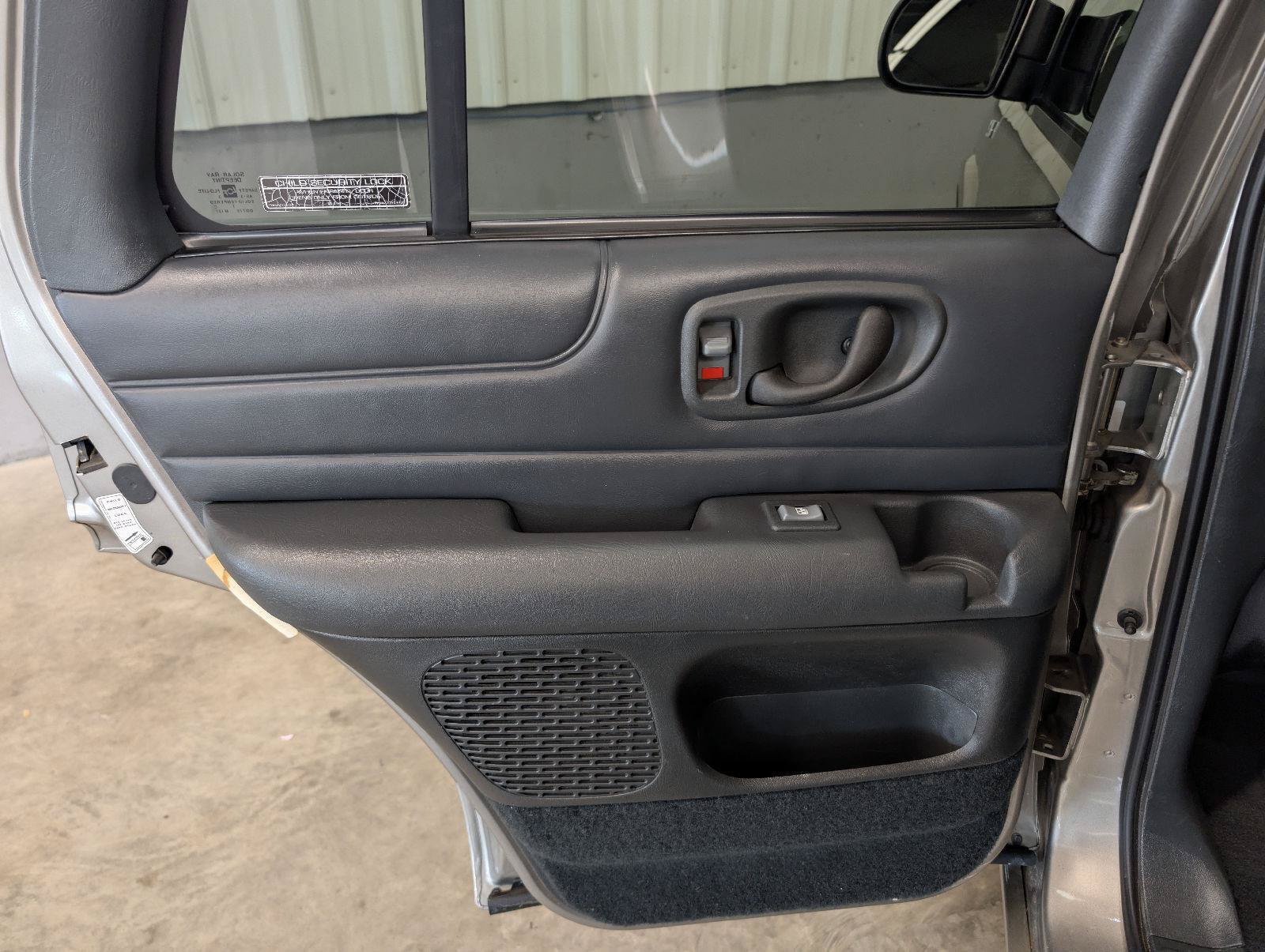 Used 2000 GMC Jimmy SLT AWD/4WD image 41