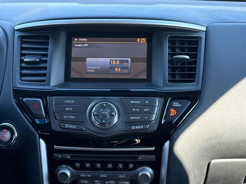 Used 2015 Nissan Pathfinder SV AWD/4WD image 19