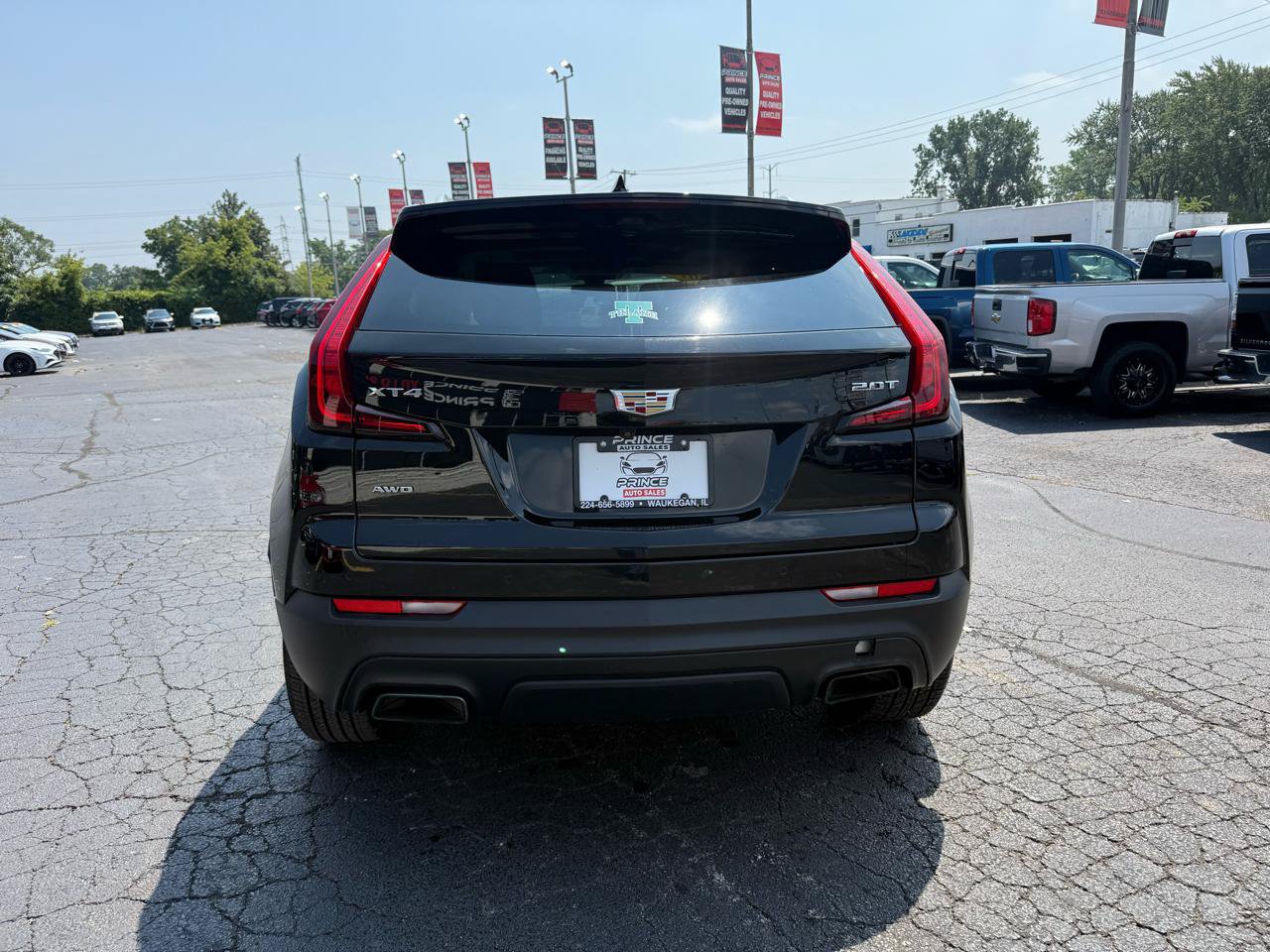 Used 2019 Cadillac XT4 Luxury w/ Cold Weather Package AWD/4WD image 6