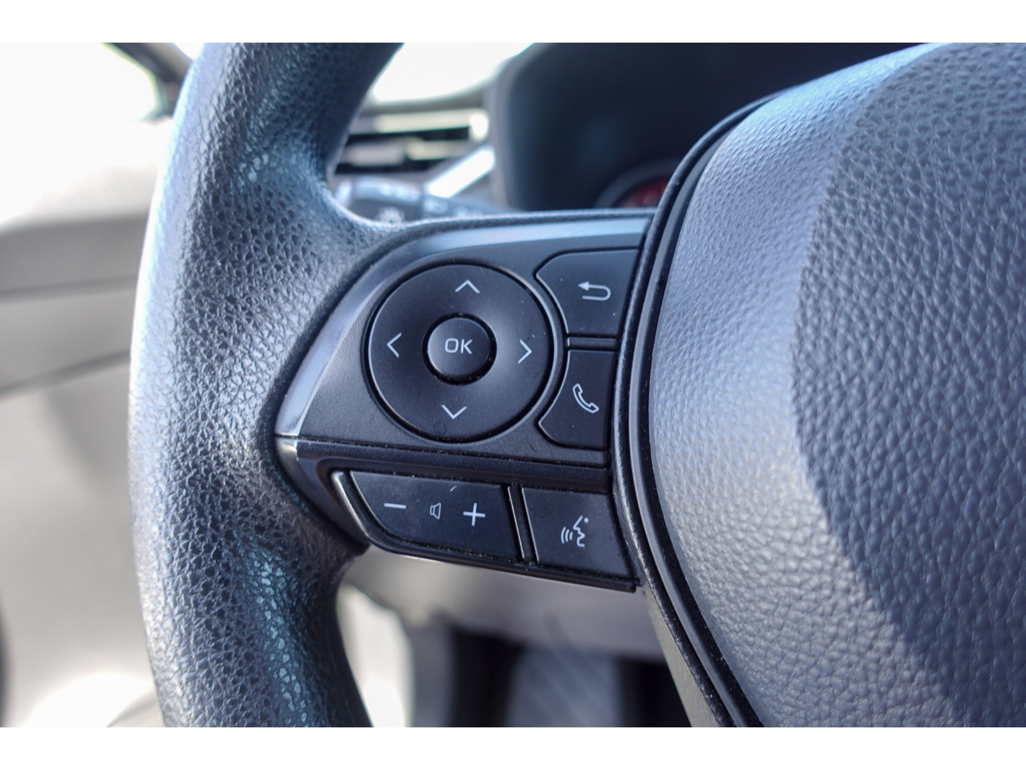 Used 2024 Toyota RAV4 XLE AWD/4WD image 14