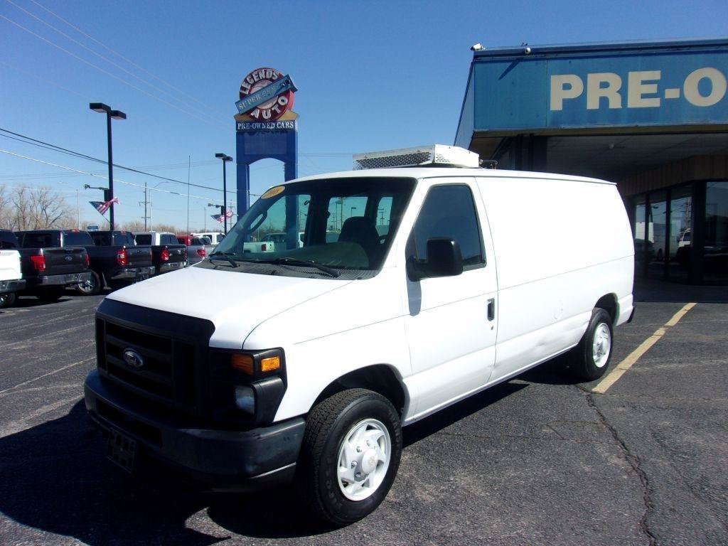 Used 2008 Ford E-150 and Econoline 150 RWD image 1