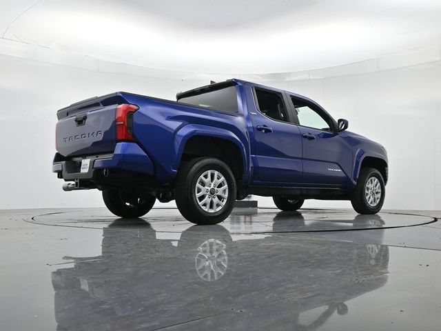 Used 2025 Toyota Tacoma SR5 RWD image 30