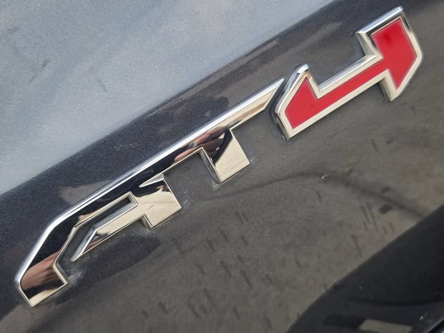 Used 2020 GMC Sierra 1500 AT4 w/ AT4 Premium Package AWD/4WD image 9