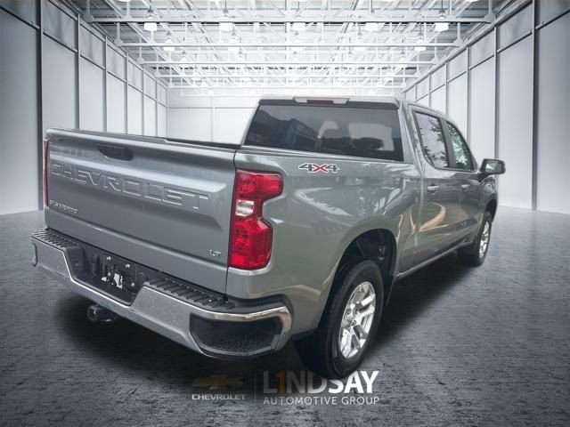 Used 2024 Chevrolet Silverado 1500 LT AWD/4WD image 5