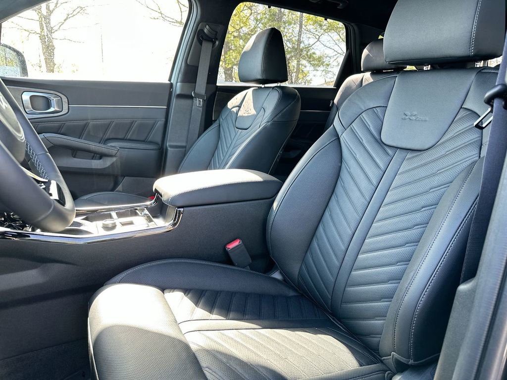 Used 2024 Kia Sorento SX Prestige image 29