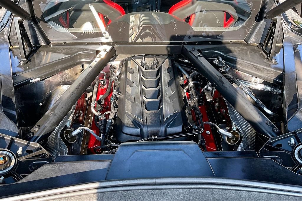 Used 2024 Chevrolet Corvette Stingray Coupe w/ 1LT RWD image 30