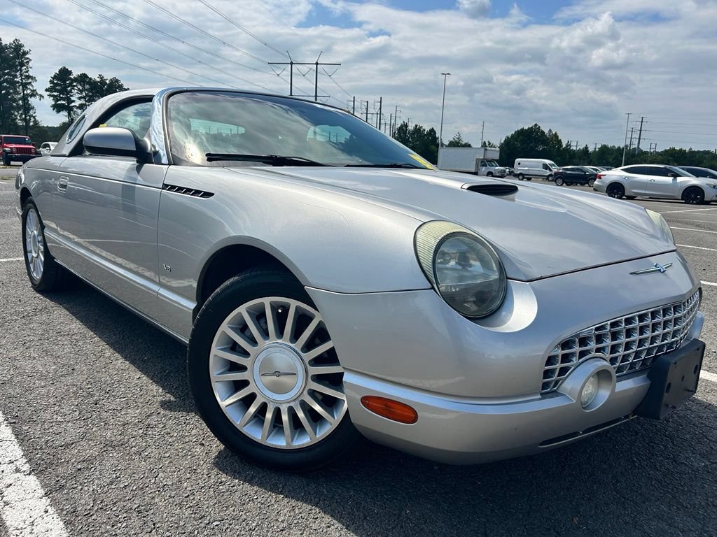 Used 2004 Ford Thunderbird RWD image 2