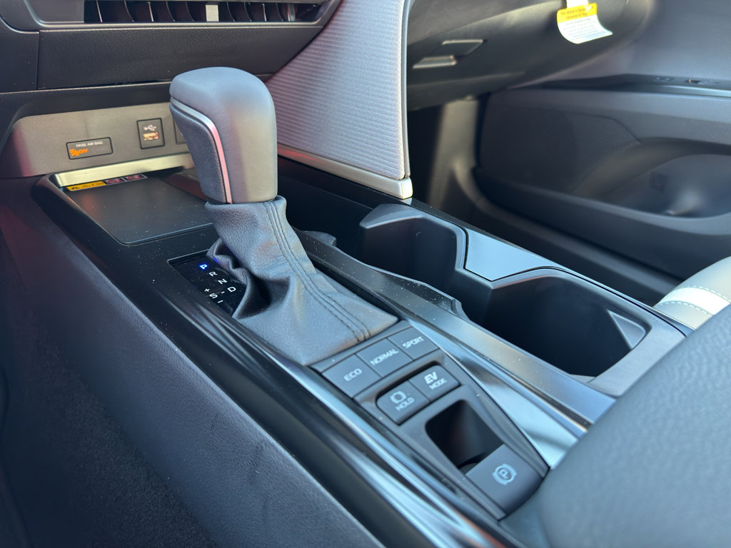 New 2026 Toyota Camry SE image 29