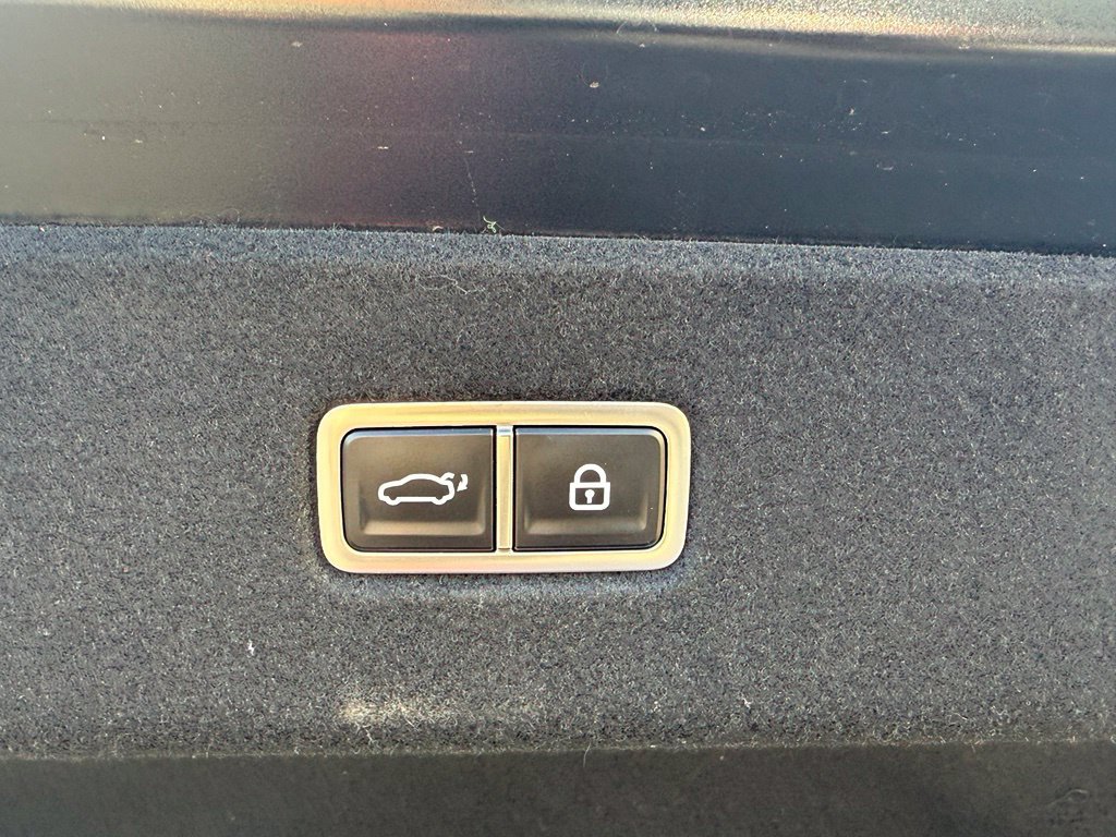Certified 2023 Hyundai Ioniq 6 Limited AWD/4WD image 12