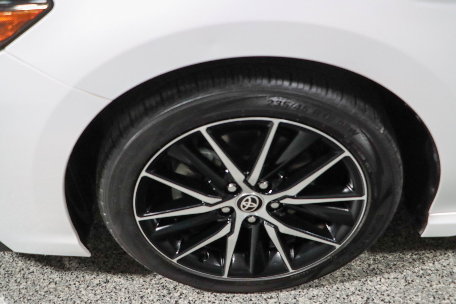 Used 2022 Toyota Camry SE FWD image 11