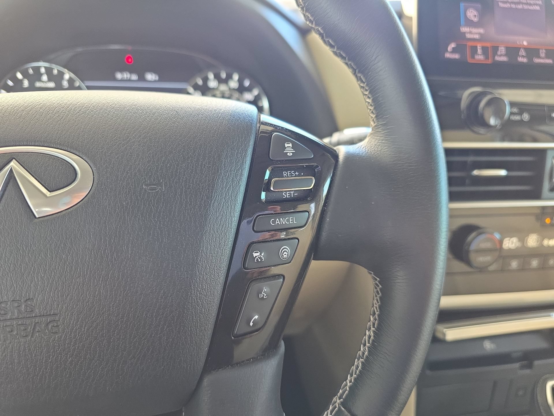 Used 2022 INFINITI QX80 Luxe w/ Cargo Package AWD/4WD image 18