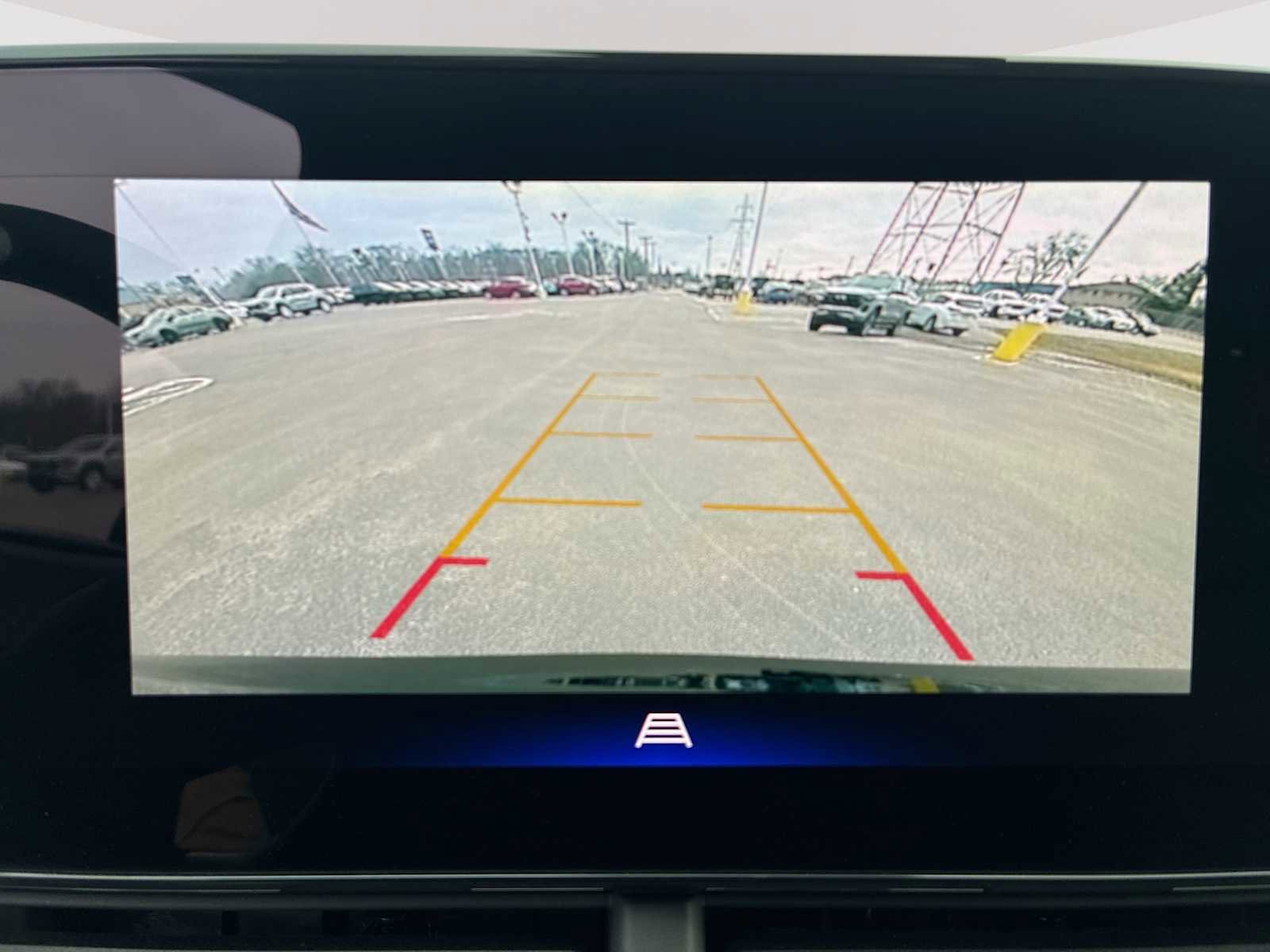 Used 2024 Chevrolet Trax RS w/ Driver Confidence Package image 14