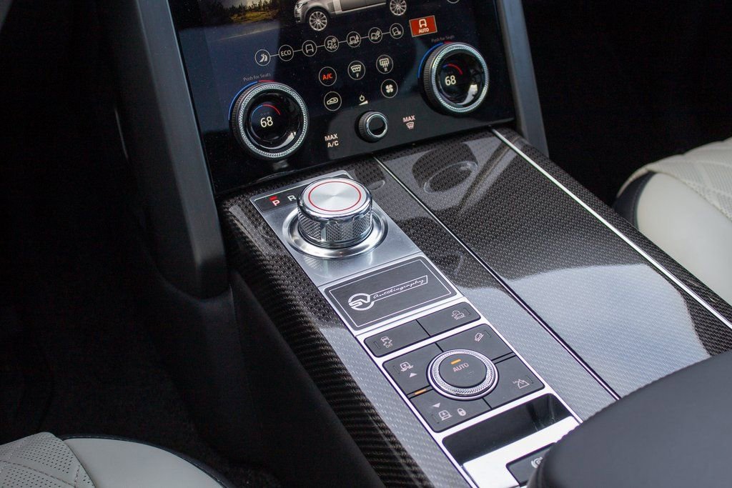 Used 2021 Land Rover Range Rover SV Autobiography Dynamic image 21