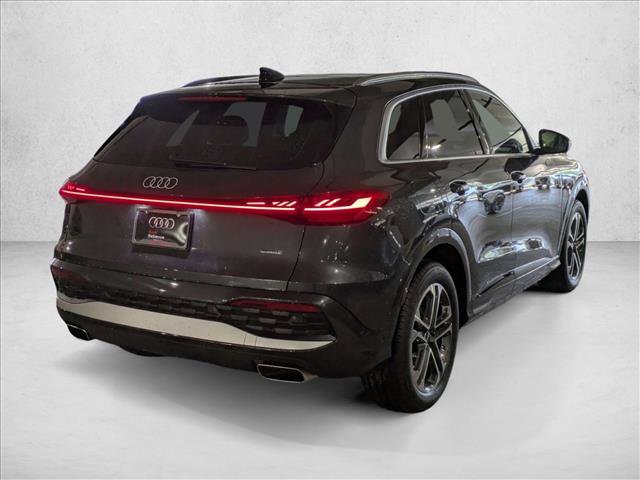 Used 2025 Audi Q5 Prestige image 2