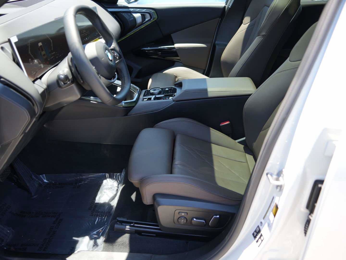 Used 2026 BMW X3 xDrive30i w/ Premium Package AWD/4WD image 15