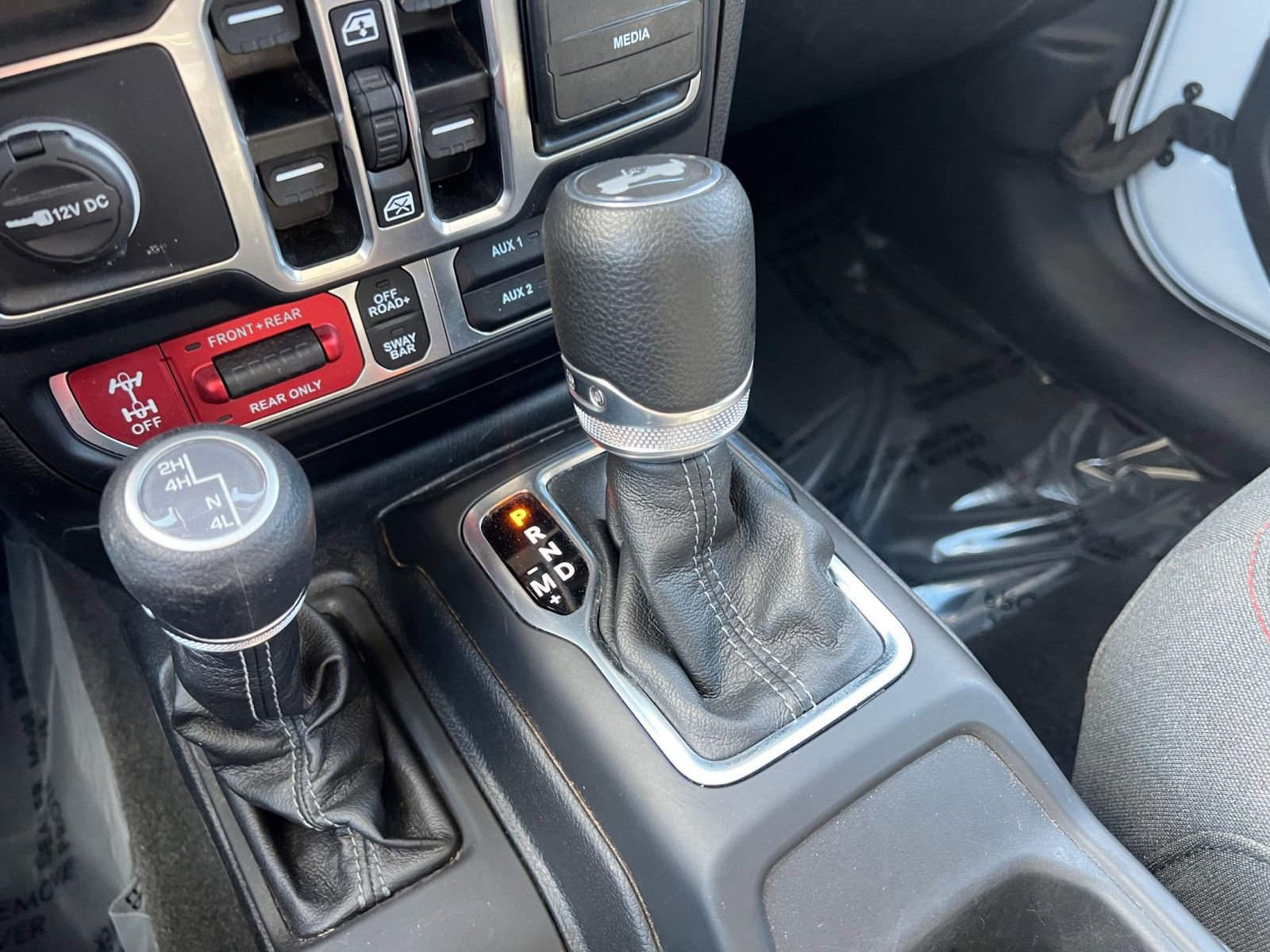 Used 2025 Jeep Wrangler Unlimited Rubicon image 41