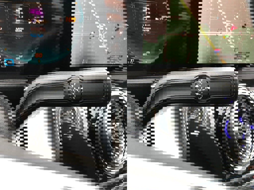 New 2023 Mercedes-Benz EQB 300 4MATIC image 25