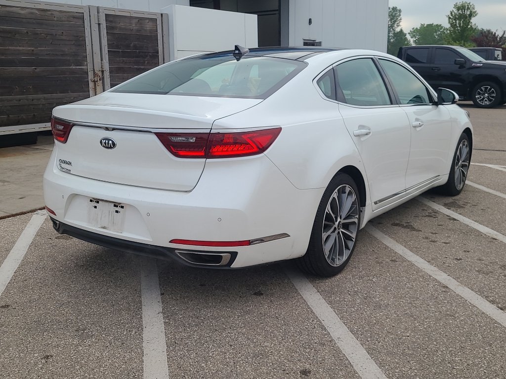 Used 2019 Kia Cadenza Technology FWD image 5
