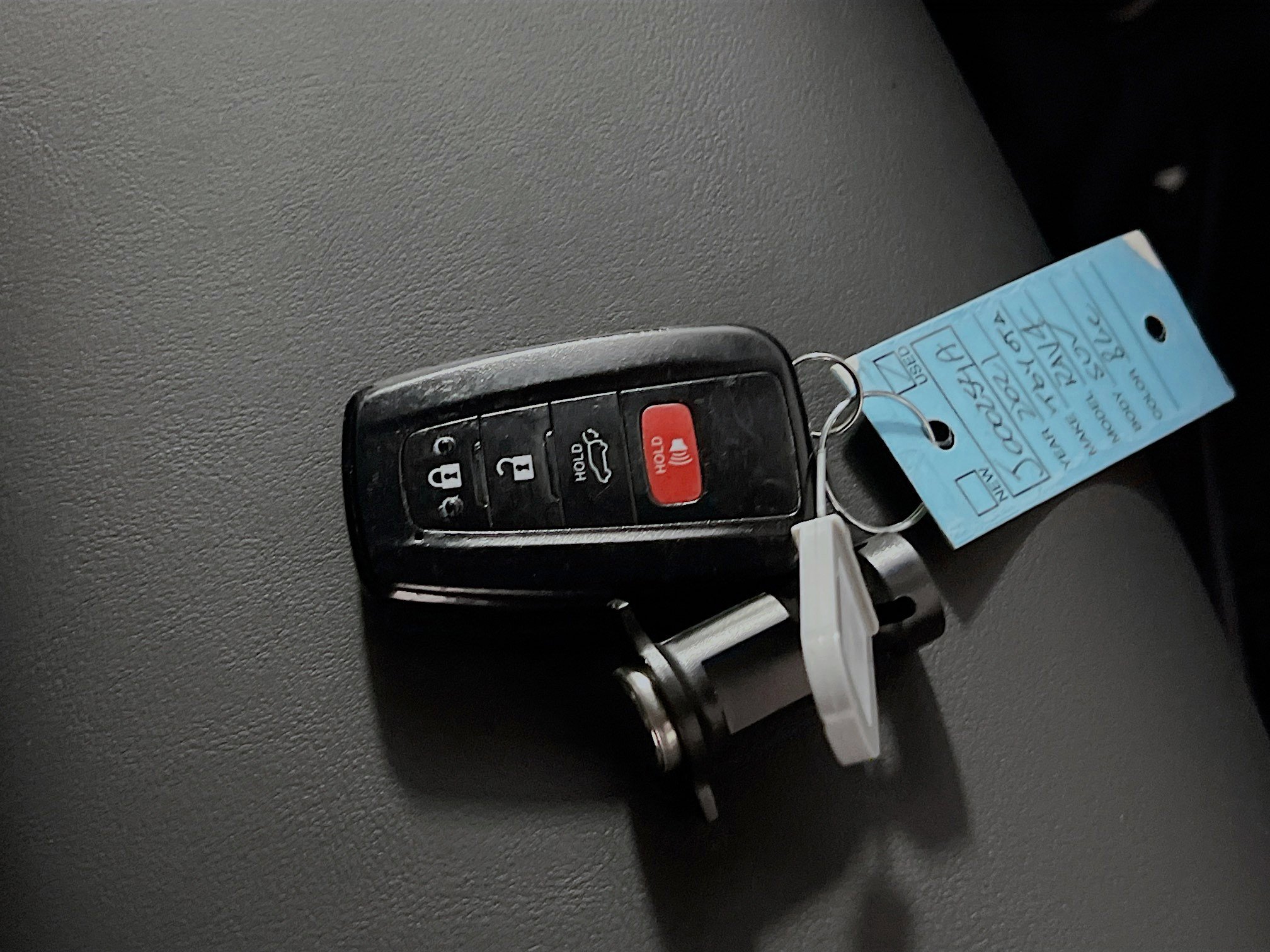 Used 2021 Toyota RAV4 XLE Premium AWD/4WD image 36