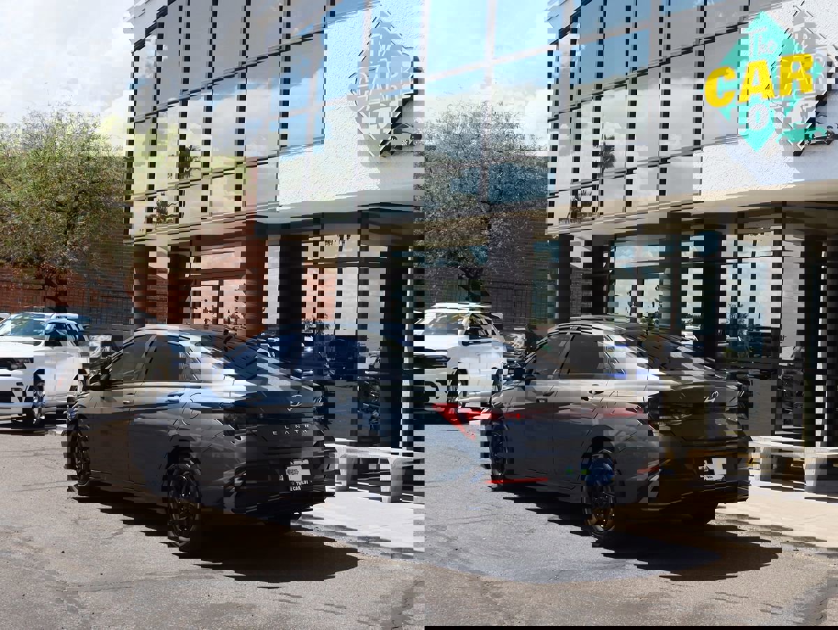 Used 2024 Hyundai Elantra SE image 9