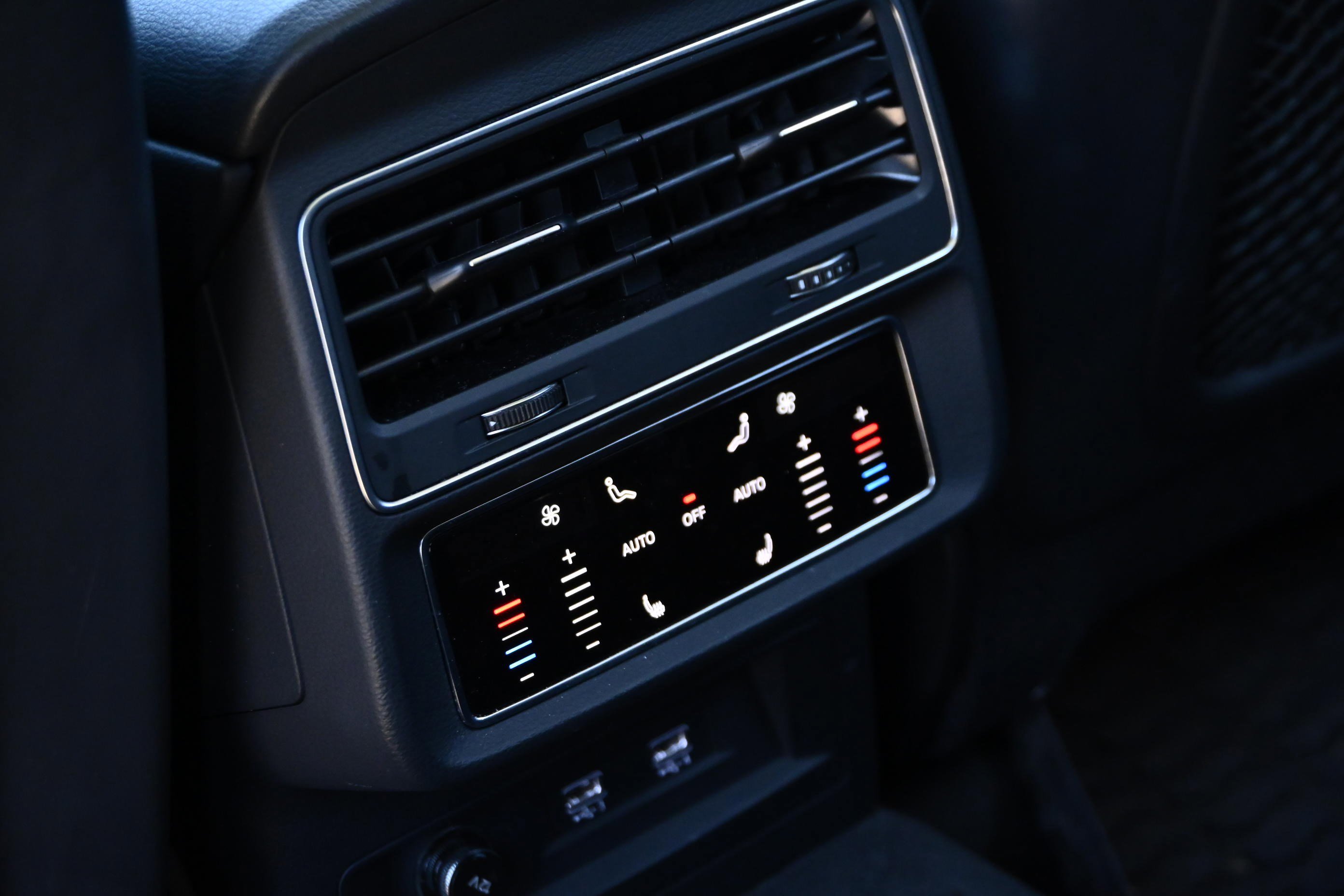 Used 2020 Audi Q7 3.0T Premium Plus w/ Premium Plus Package image 29