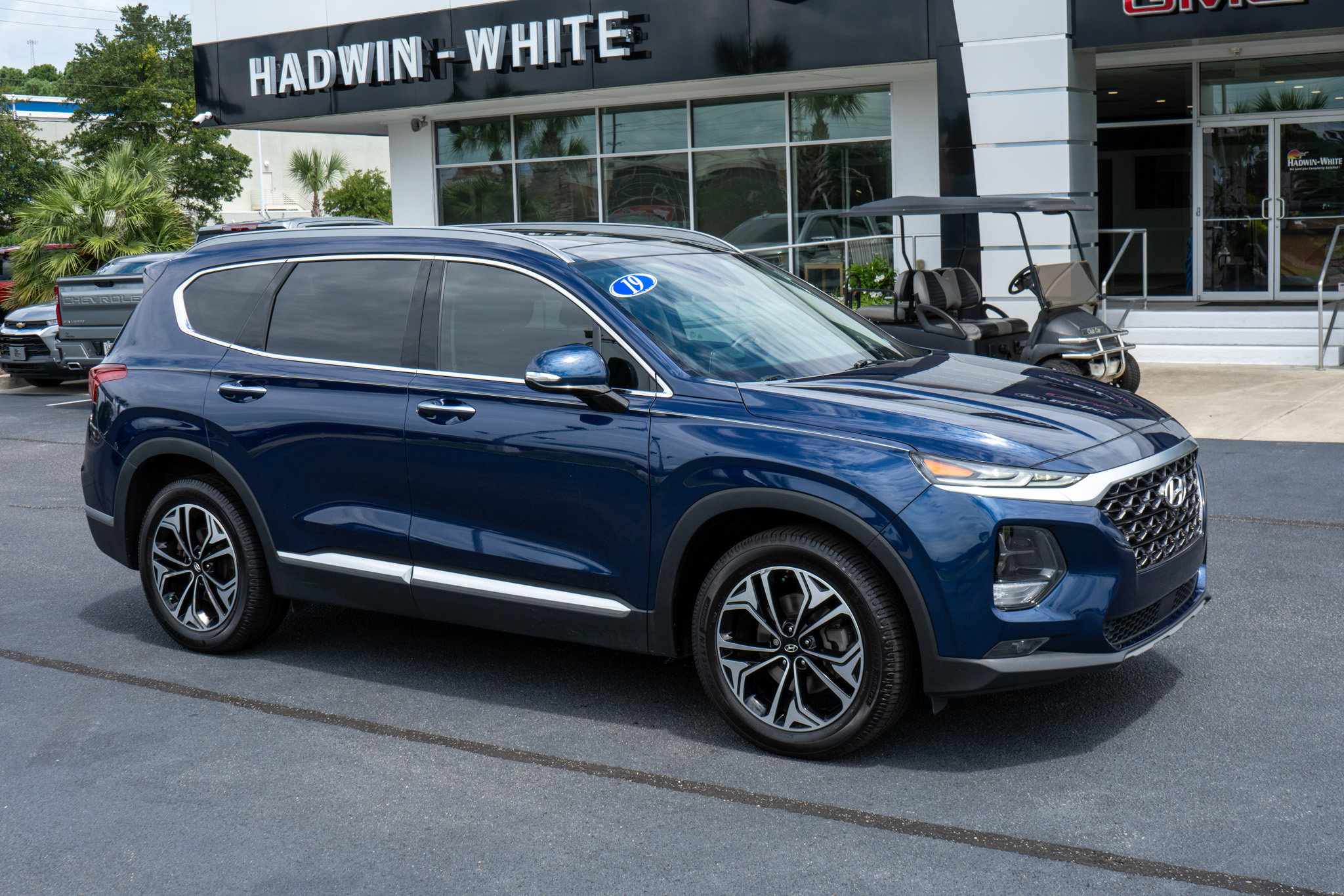 Used 2019 Hyundai Santa Fe FWD image 1