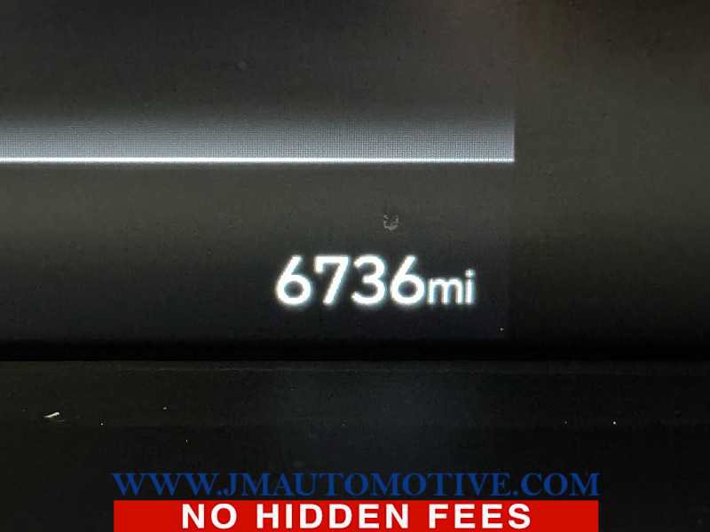 Used 2024 Hyundai Elantra SE FWD image 21