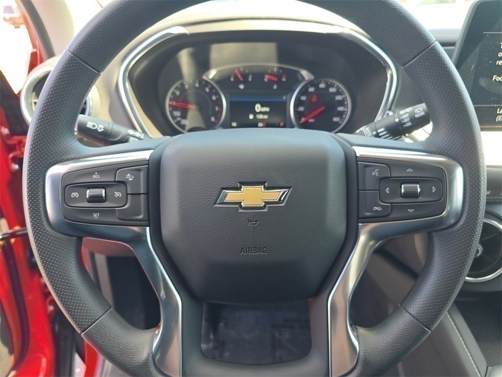 New 2025 Chevrolet Blazer LT w/ Midnight/Sport Edition image 19