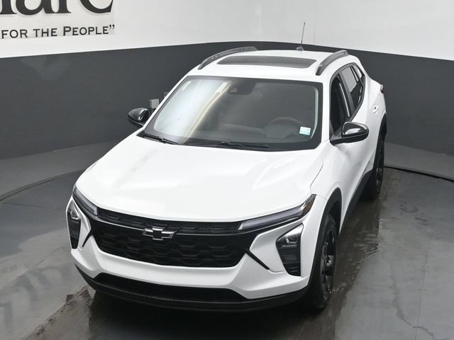 New 2026 Chevrolet Trax LT w/ Sunroof Package FWD image 24