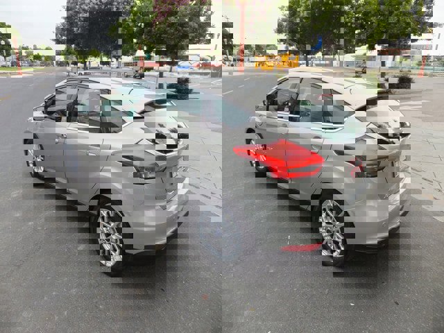 Used 2015 Ford Focus Electric Hatchback image 6