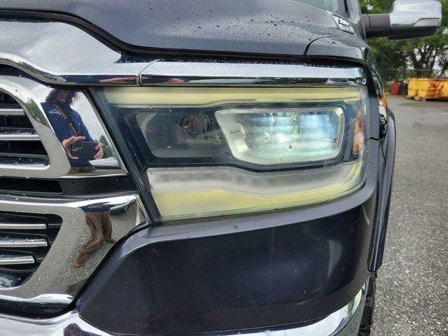 Used 2019 RAM 1500 Laramie w/ Off Road Group AWD/4WD image 16