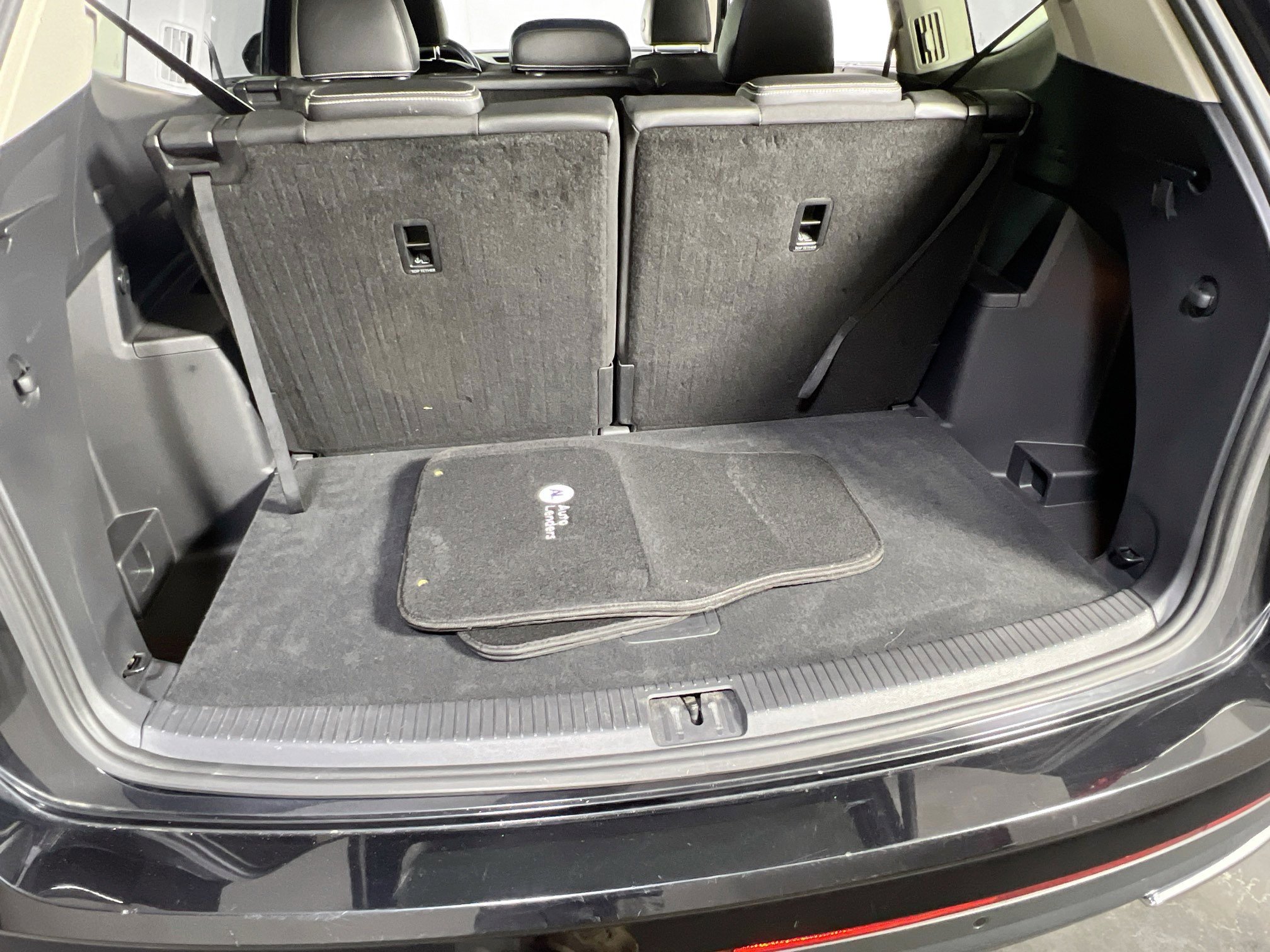 Used 2022 Volkswagen Atlas SE AWD/4WD image 24