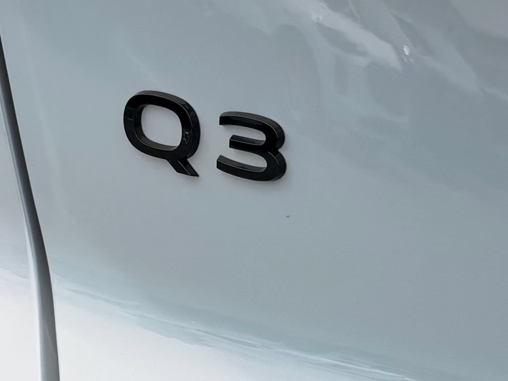 New 2026 Audi Q3 quattro 2.0T AWD/4WD image 26