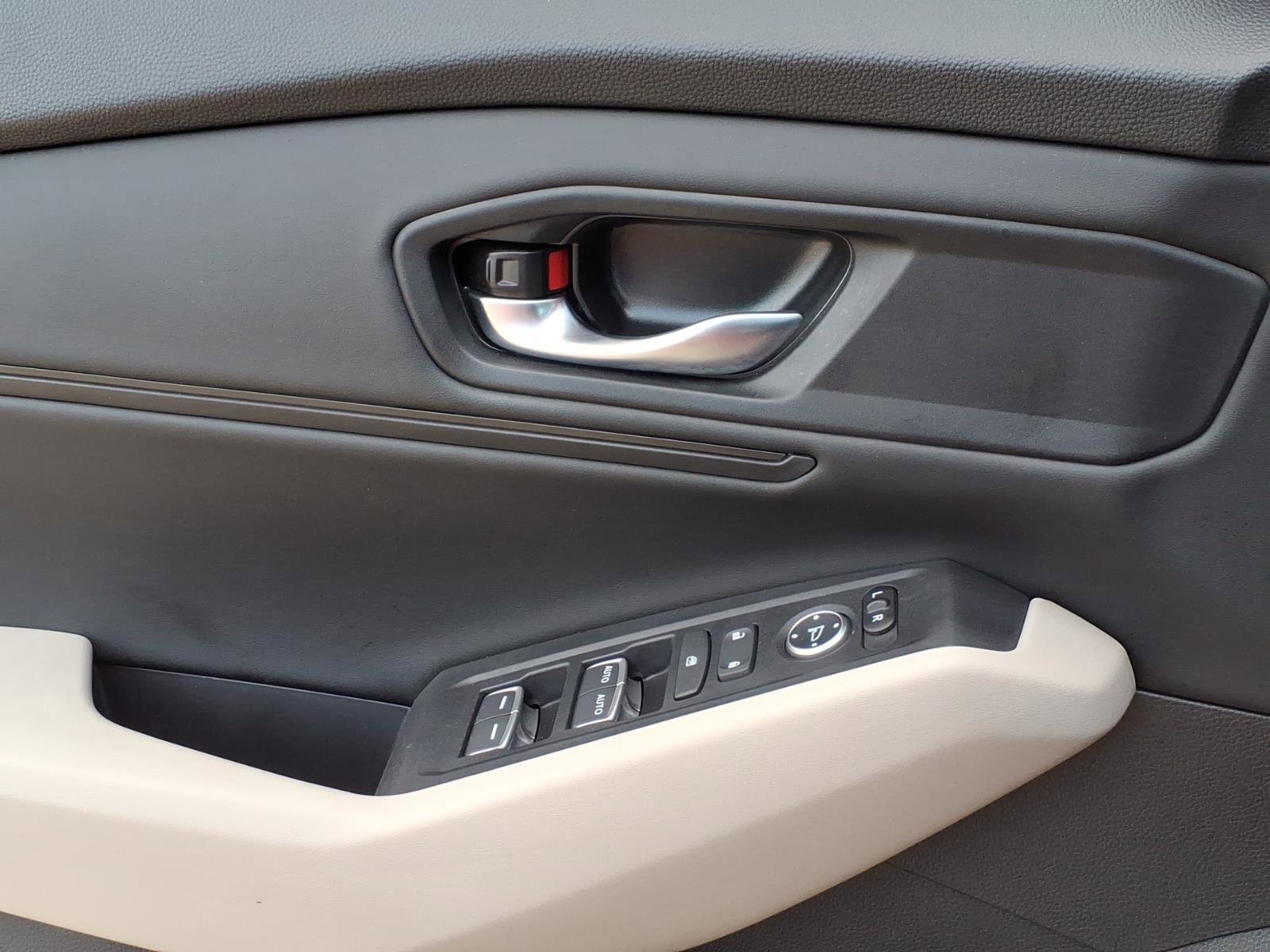 Used 2024 Honda Accord EX image 31