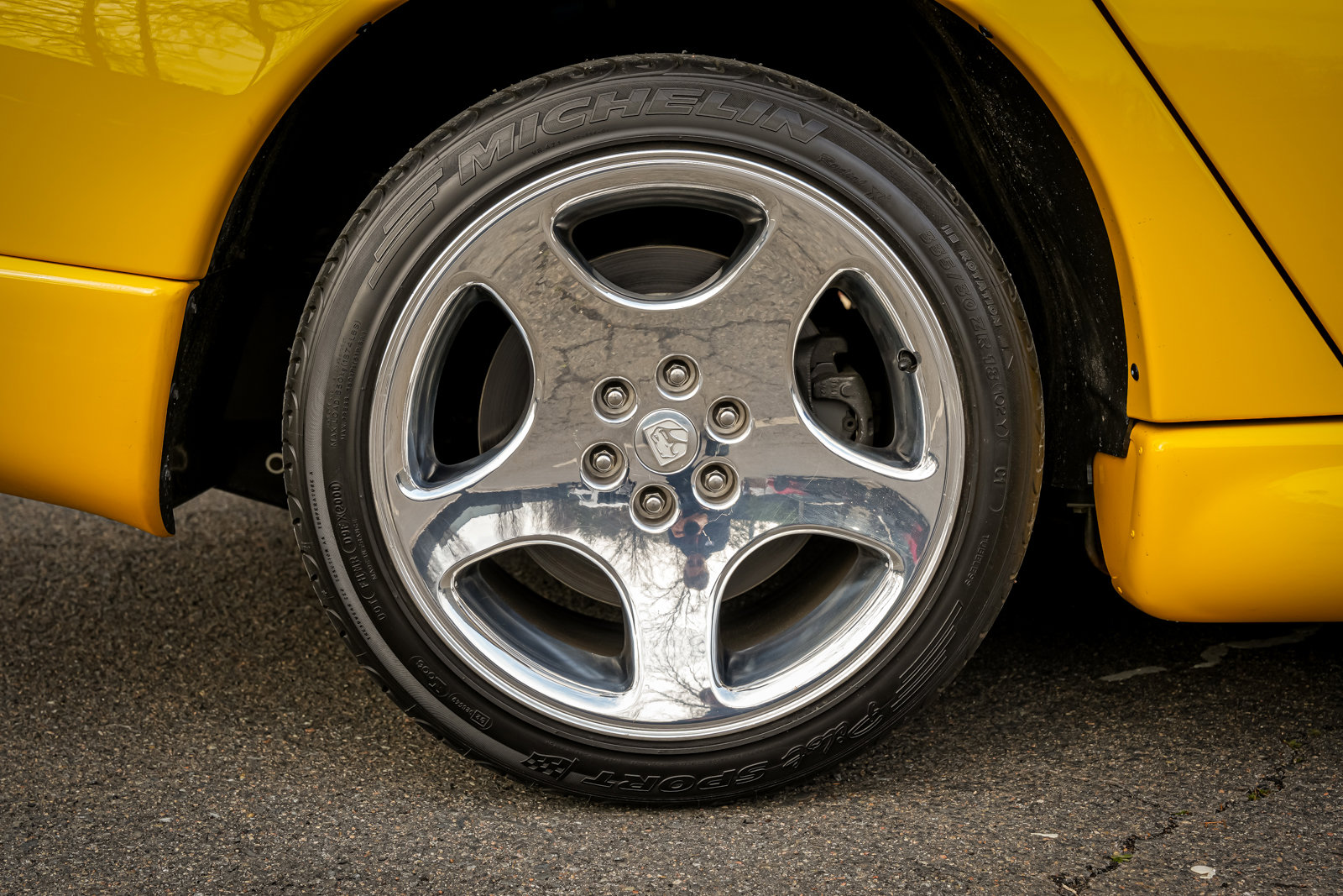 Used 2001 Dodge Viper GTS RWD image 7