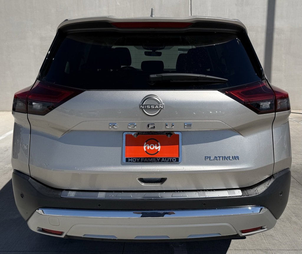 Used 2023 Nissan Rogue Platinum w/ Platinum Premium Package image 4