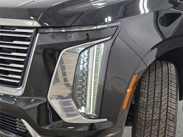 Used 2026 Cadillac Escalade Platinum Luxury image 31