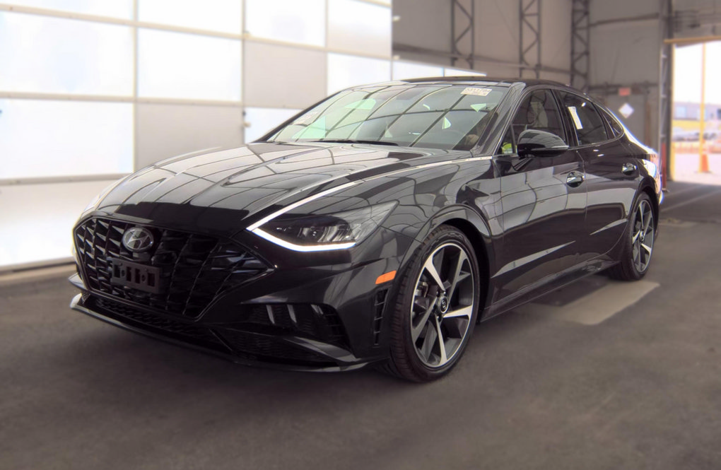Used 2023 Hyundai Sonata SEL Plus FWD image 2
