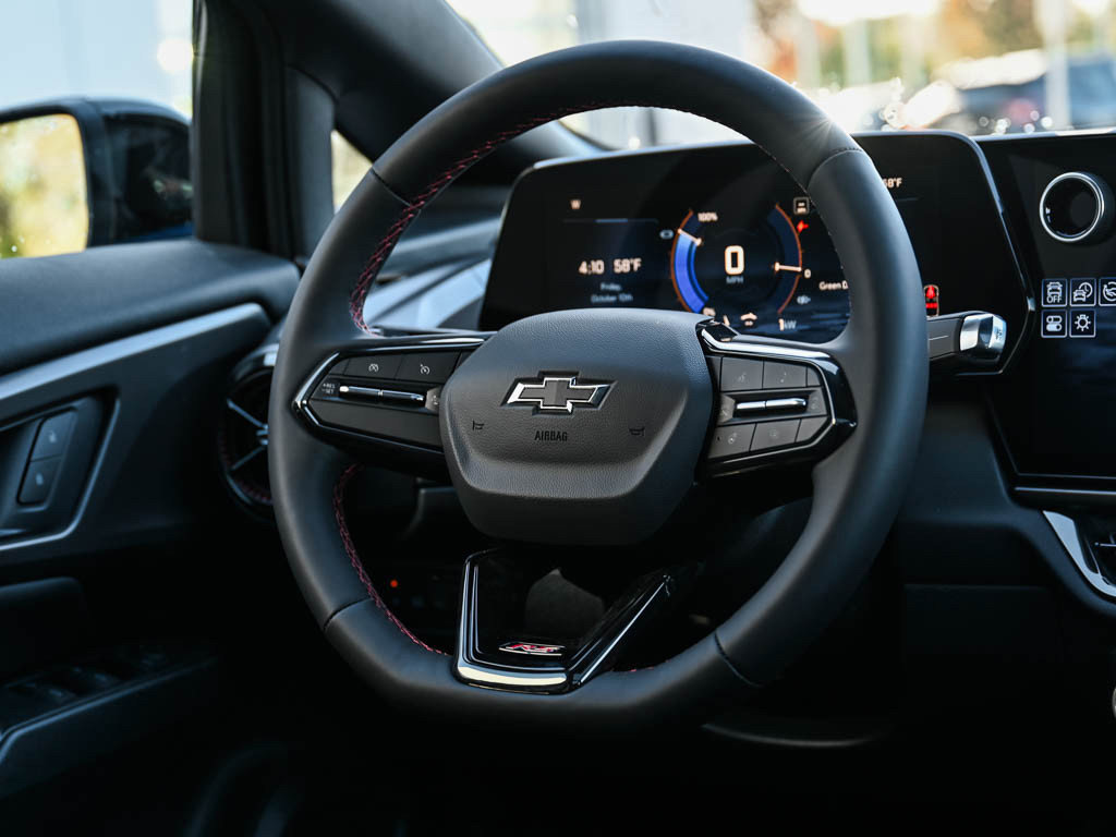 New 2025 Chevrolet Equinox EV RS image 14