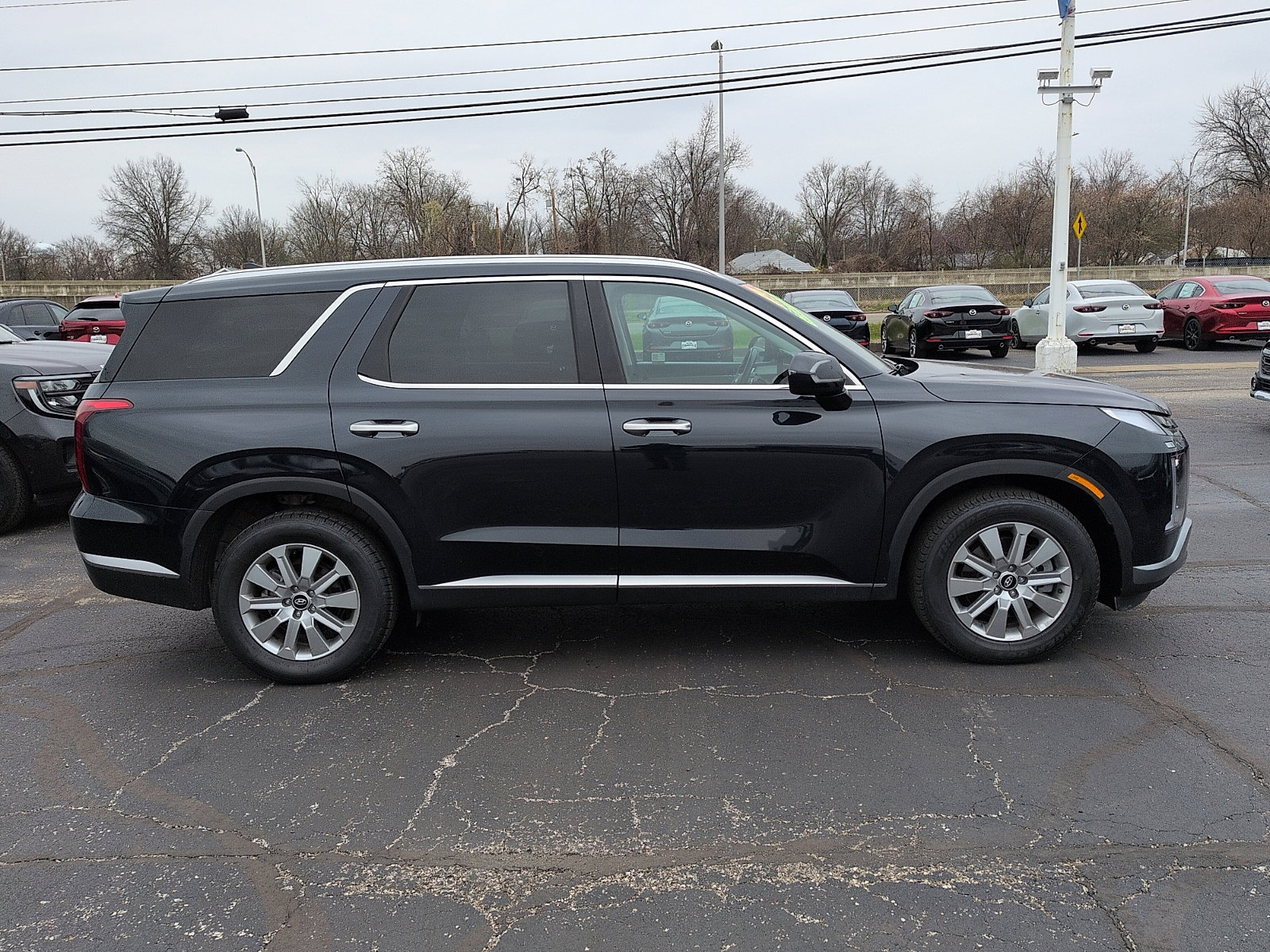 Used 2024 Hyundai Palisade SEL image 2