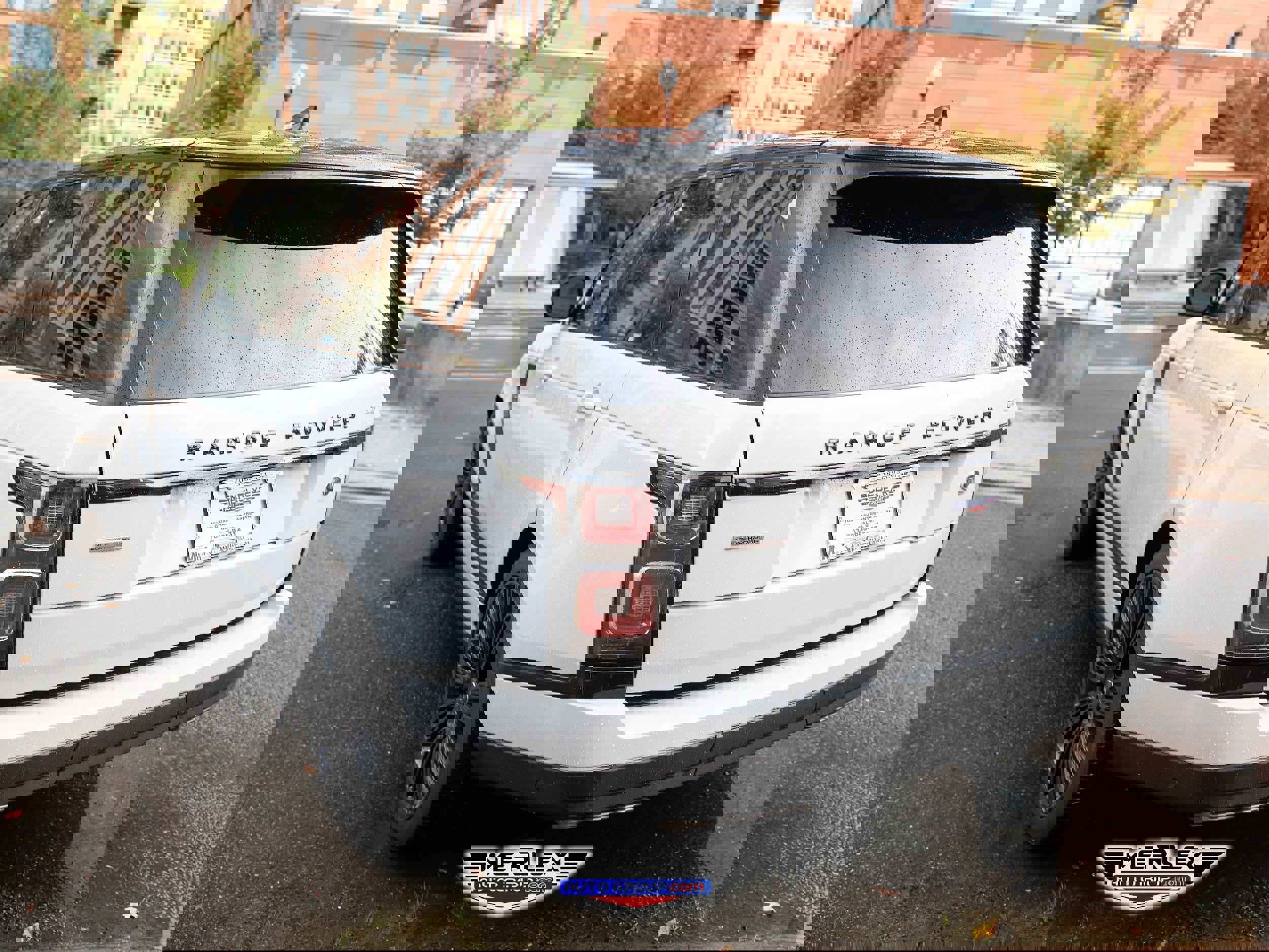 Used 2018 Land Rover Range Rover Long Wheelbase Supercharged image 5