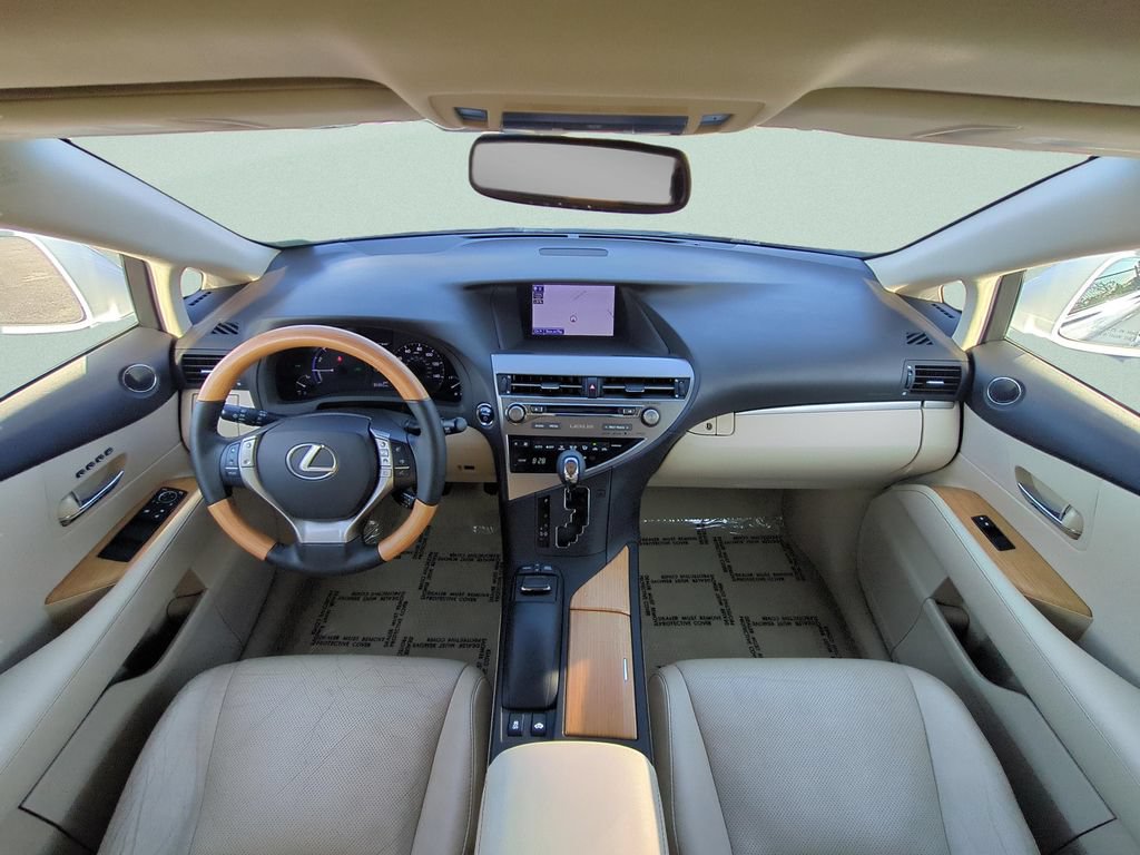 Used 2015 Lexus RX 450h AWD image 11
