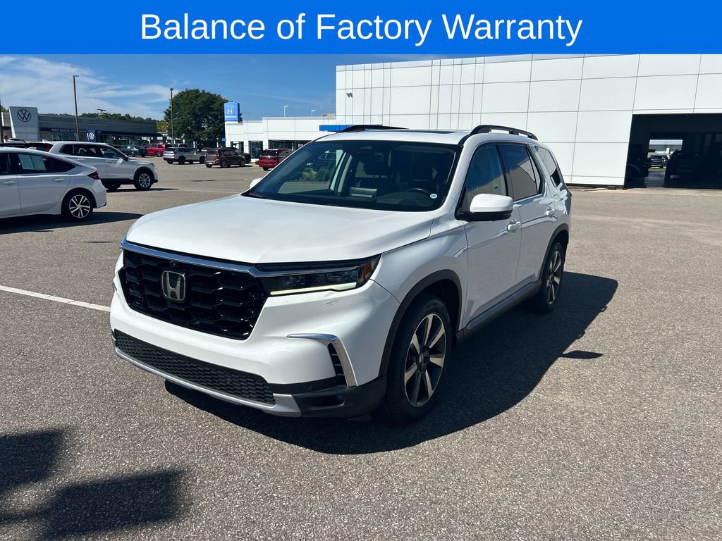 Used 2023 Honda Pilot Elite image 4
