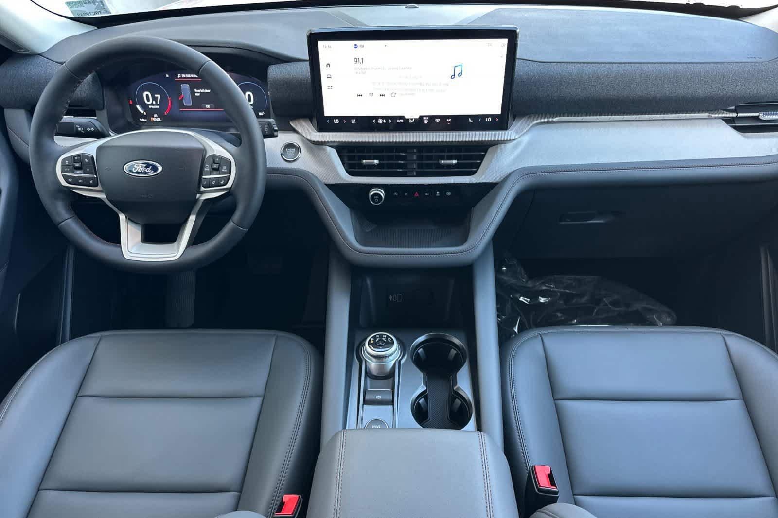 New 2026 Ford Explorer Active w/ Active Comfort Package RWD image 3