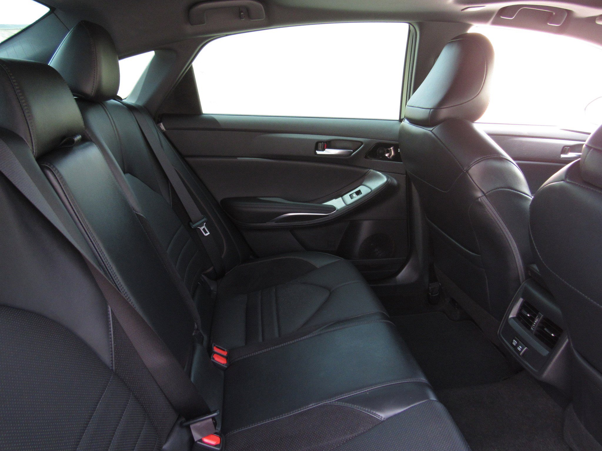 Used 2021 Toyota Avalon XSE w/ Carpet Mat Package (TMS) FWD image 12