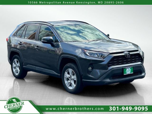 Used 2020 Toyota RAV4 XLE image 1