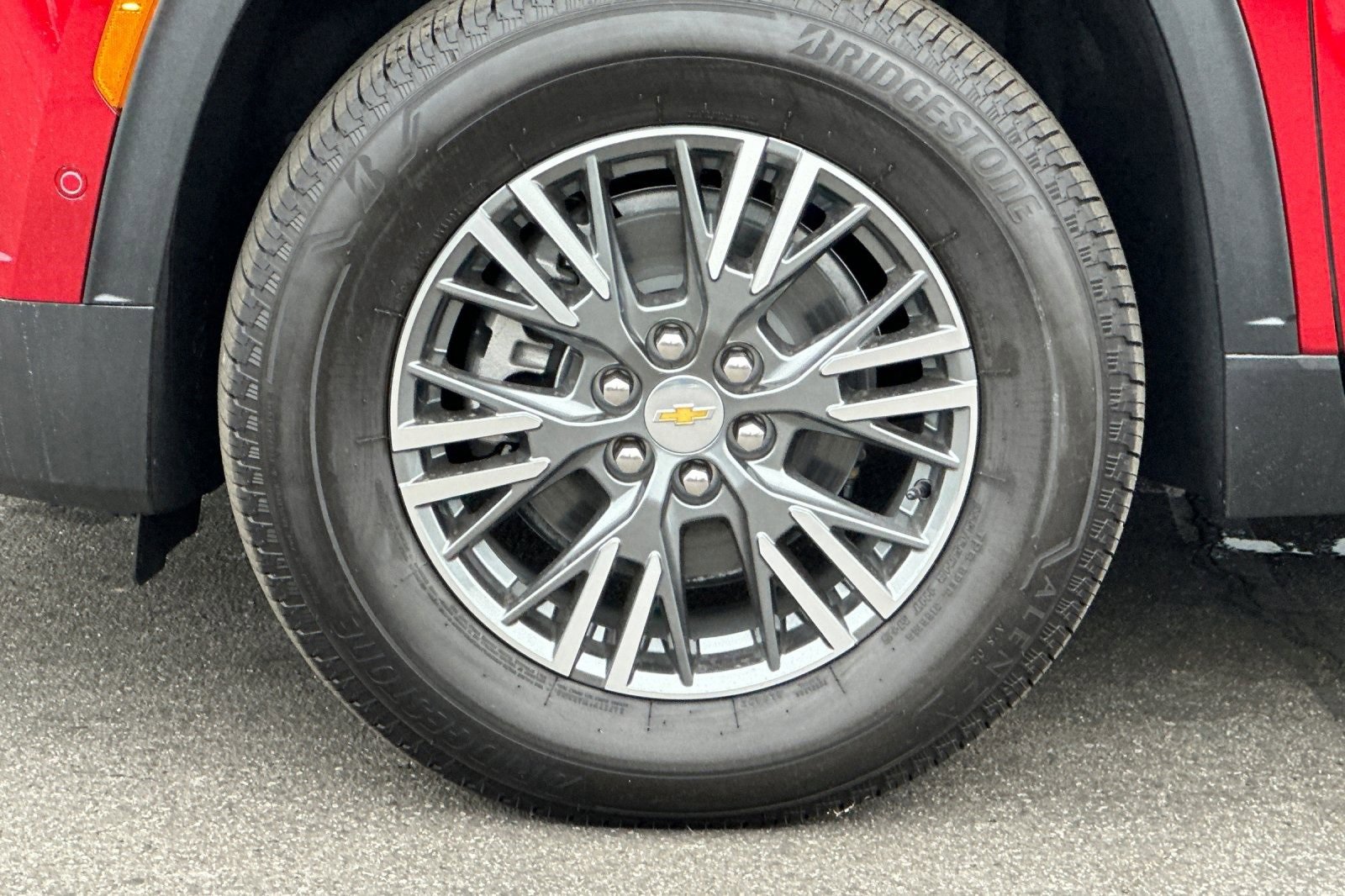 New 2025 Chevrolet Traverse LT w/ Enhanced Driving Package image 34