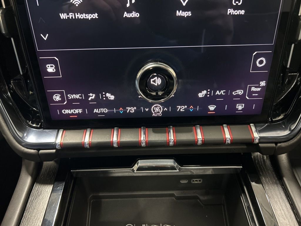 Used 2025 GMC Yukon AT4 Ultimate image 23