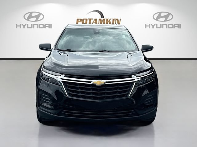 Used 2023 Chevrolet Equinox LS FWD image 2